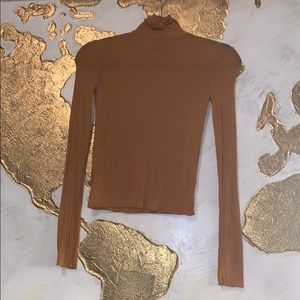 Turtleneck top🍯